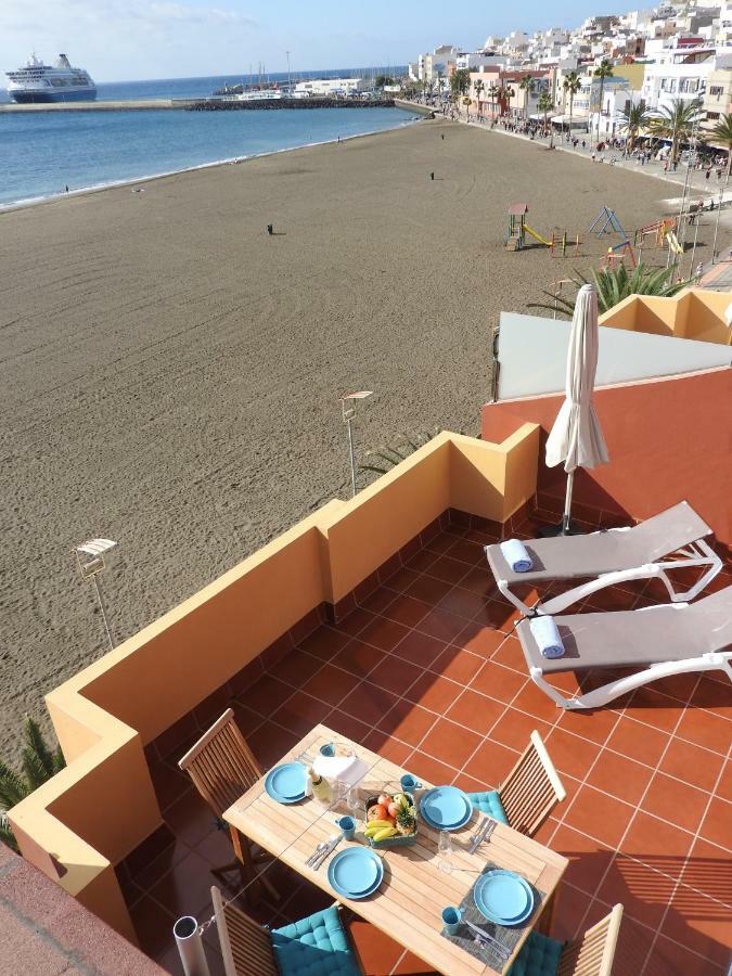 Ocean View Penthouse II Daire Gran Tarajal Dış mekan fotoğraf